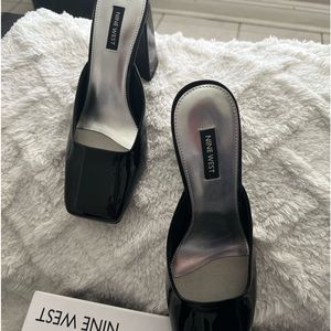 NINE WEST Yogi 3 heeled slides,modern square toe &high block heel.